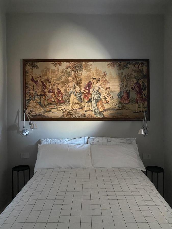 Apartment Bilocale Di Design Con Vista In Crocetta Quadronno Mailand